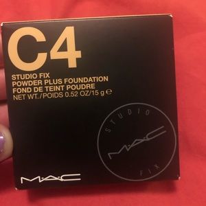 MAC studio fix